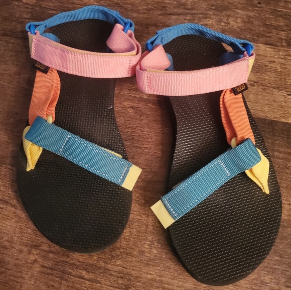 Teva Original Universal Sandals Size 8 and 10 - Picture 2 of 7